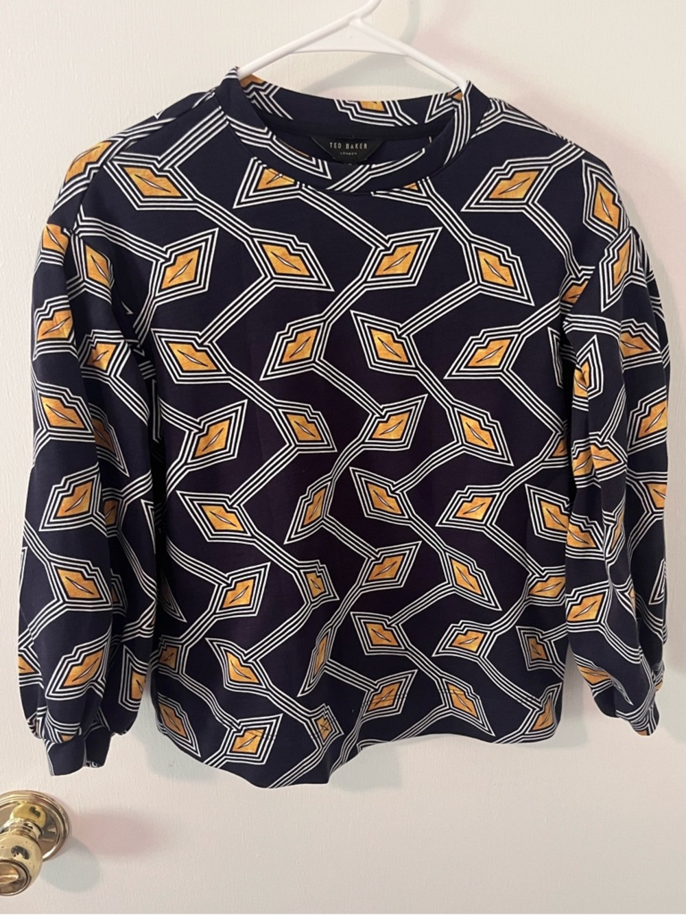TED BAKER LONDON Lipsah Modernity Printed Sweatshirt Size 0